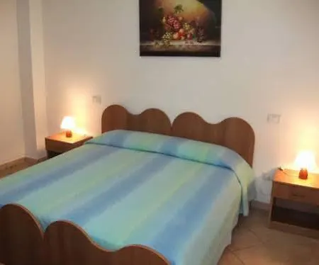 Ducezio Guest House *
